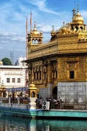 Golden Triangle tour with Amritsar and Kashmir