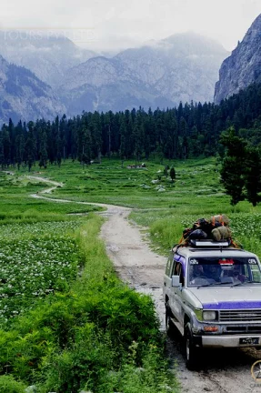 Trans Himalayan Jeep Safari